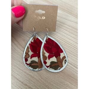 Light Pink Flower Embroidery Cuff Bracelet